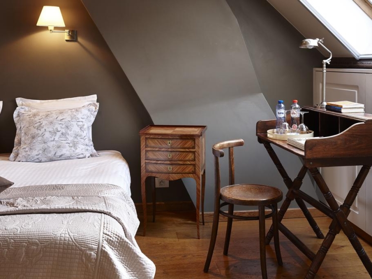 Sint Niklaas B&B Bruges best small Hotel romantic and low budget