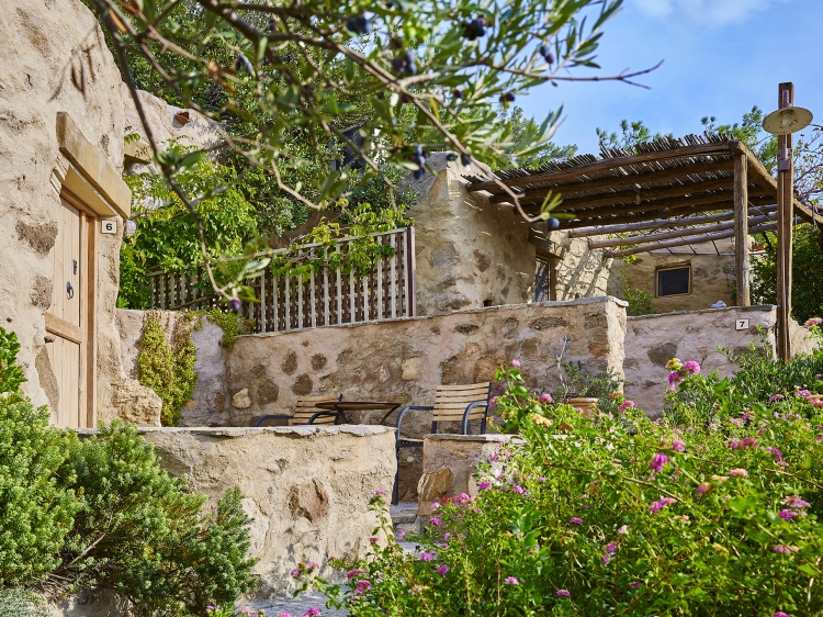 White River Cottages charming villas for rent in crete low budget