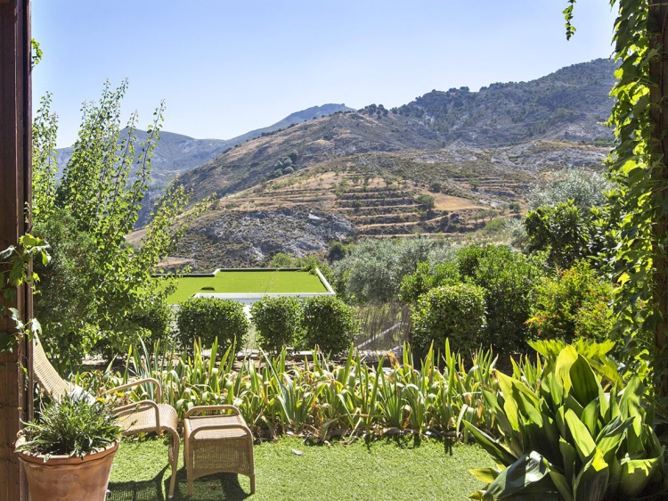 Garden at Almunia del Valle best hotel b&b Granada design boutique
