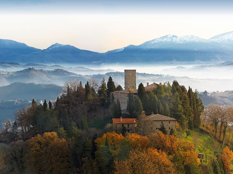 Castello de Petroia Umbria Hotel best charming 