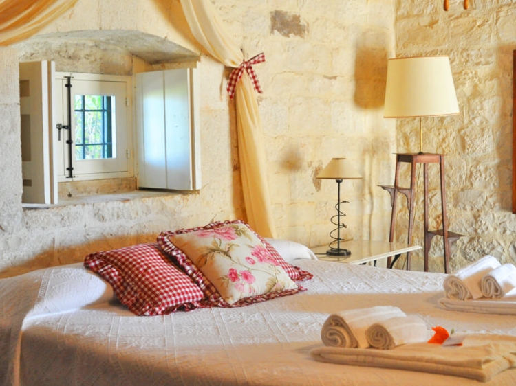 Masseria cianco Sicily hotel charming low budgat hip boutique