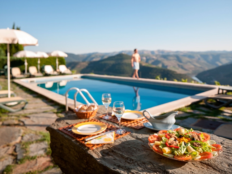 Swimming Pool Casa Casal do Loivos best b&b Hote in  Douro boutique 