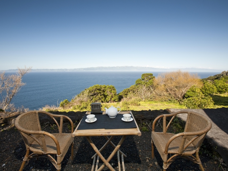 Charming Cozy House Casa da Nogueira Azores Pico Island