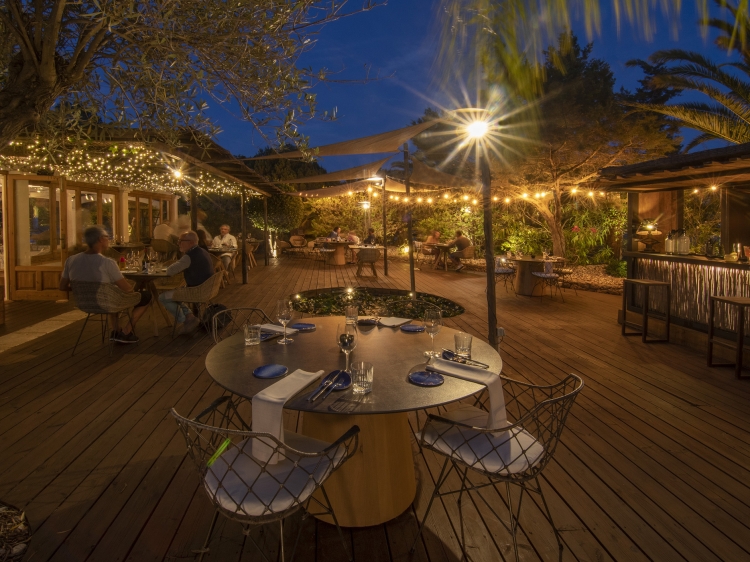 Paraiso de los Pinos resort hotel near the beach in Formentera