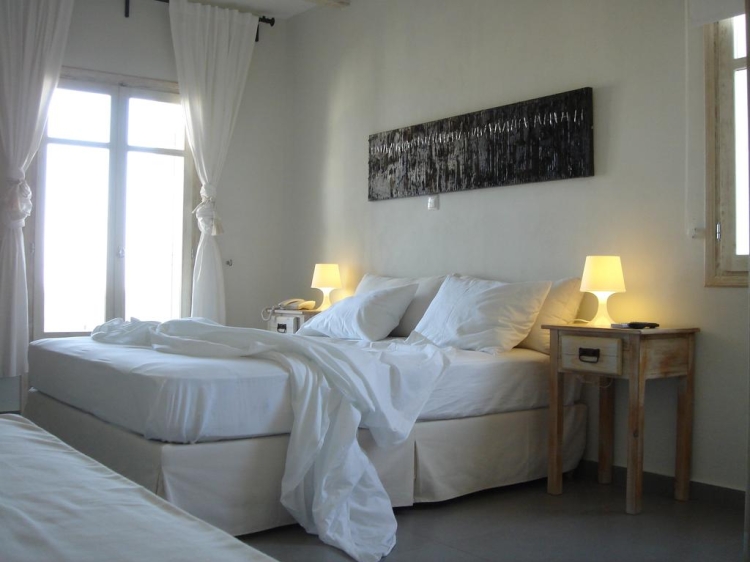 Speires Charming Bed and Breakfast Sea View Iraklia island Small Cyclades Greece