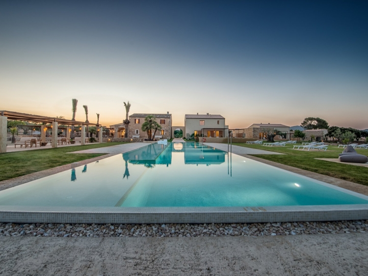 rcaEs Lligats beautiful hotel pool Mallorca best holidays home house to rent small villa majot