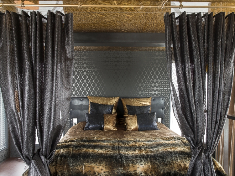 Crane Hotel Faralda Amsterdam Crazy Hotel in Netherlands