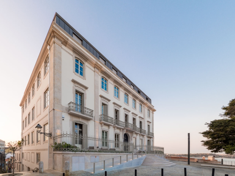 Luxury Boutique Hotel Verride Palácio Santa Catarina city break Lisbon Portugal