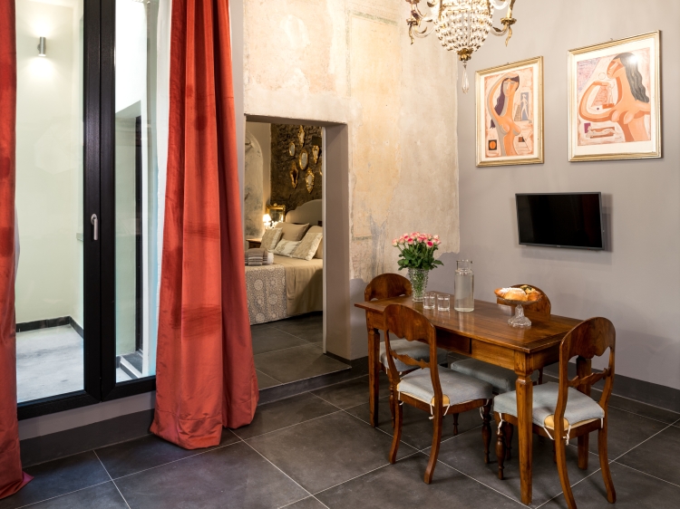 Charming Apartment Bologna City Centre