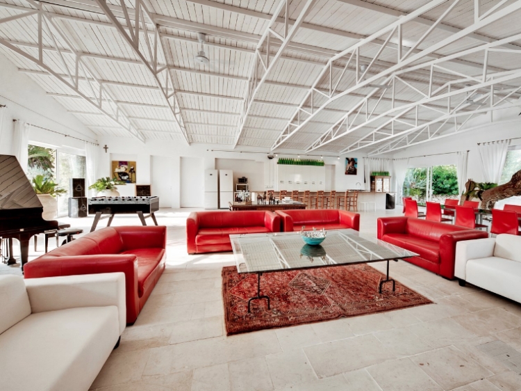 Living / Event / Common  Room, Space
