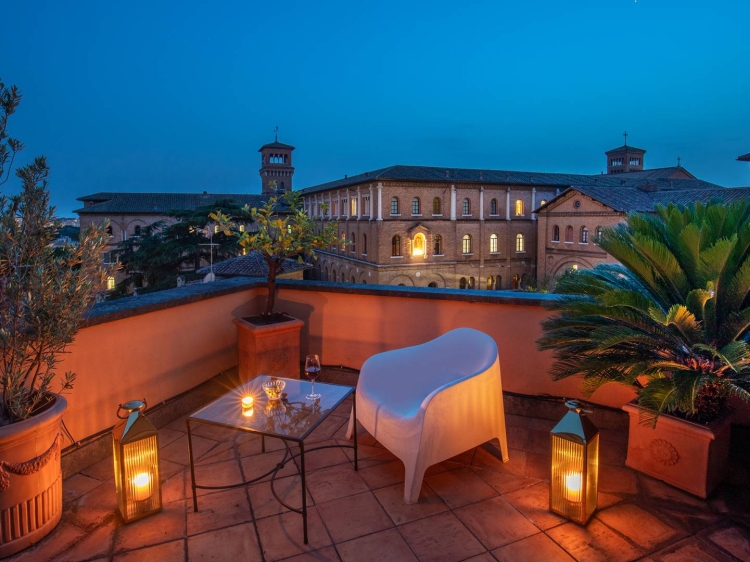 Hotel San Anselmo small and beutifull hotel in Rome