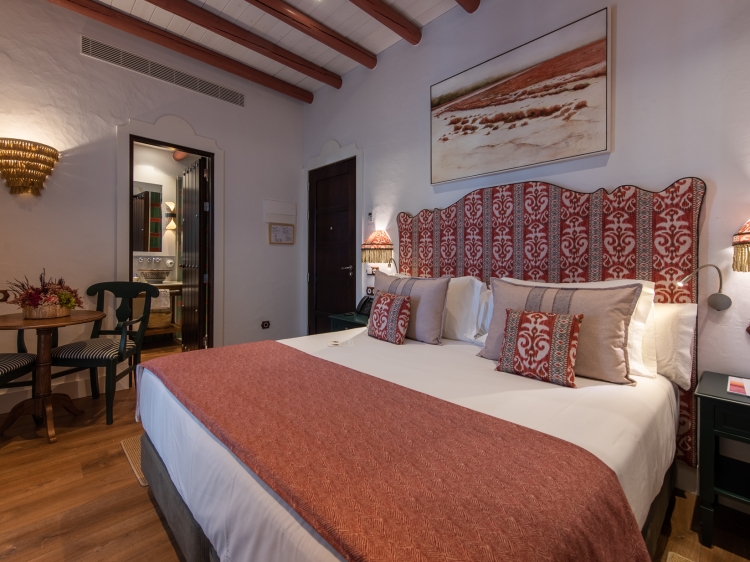 ROOM STANDARD