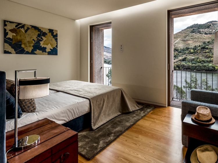 Quinta de Merouço - Casa do Rio in rio Douro villa holliday home