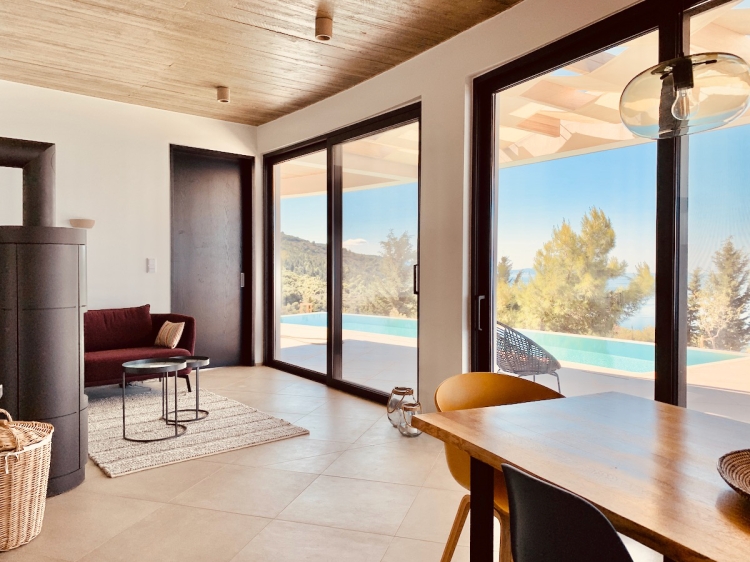 beautiful holiday villa with swimming pool in greece
