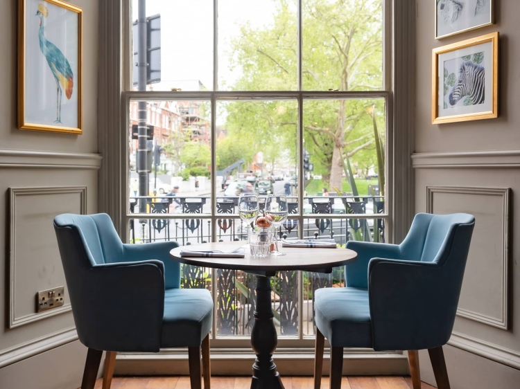 Aragon House boutique hotel pub in the center of London