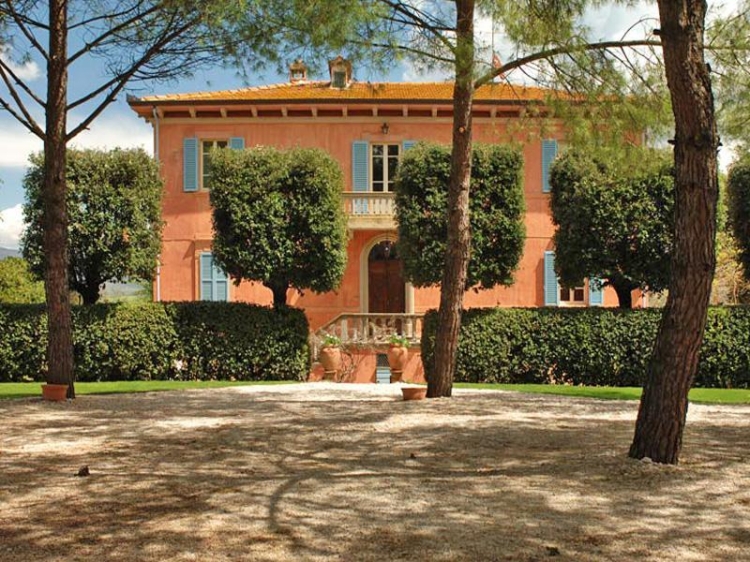 Villa Fontelunga Arezzo Tuscany hotel boutique