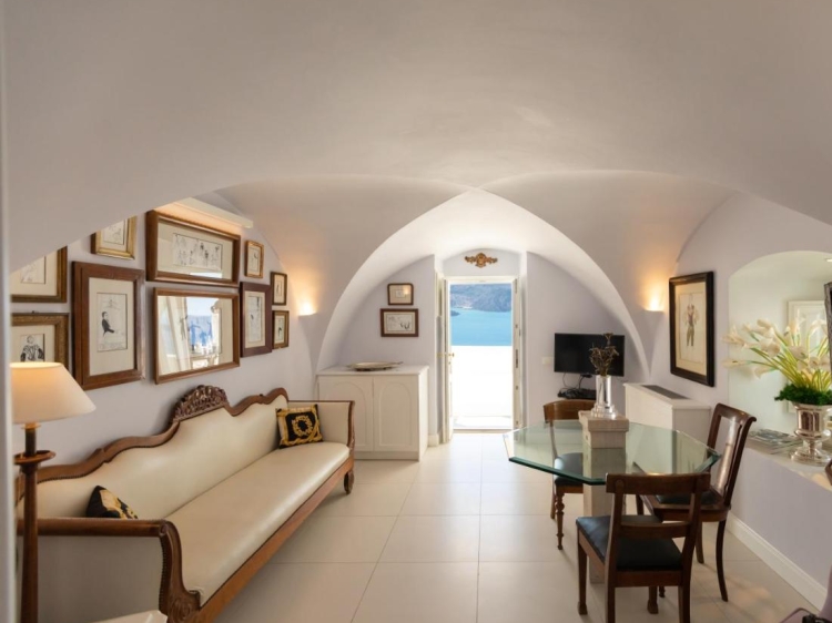 The Tsitouras Collection luxury Hotel in Santorini