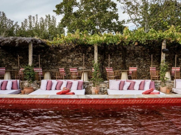 Casa Beatnik Hotel glamping and boutique hotel in la coruña near Santiago de Compostela
