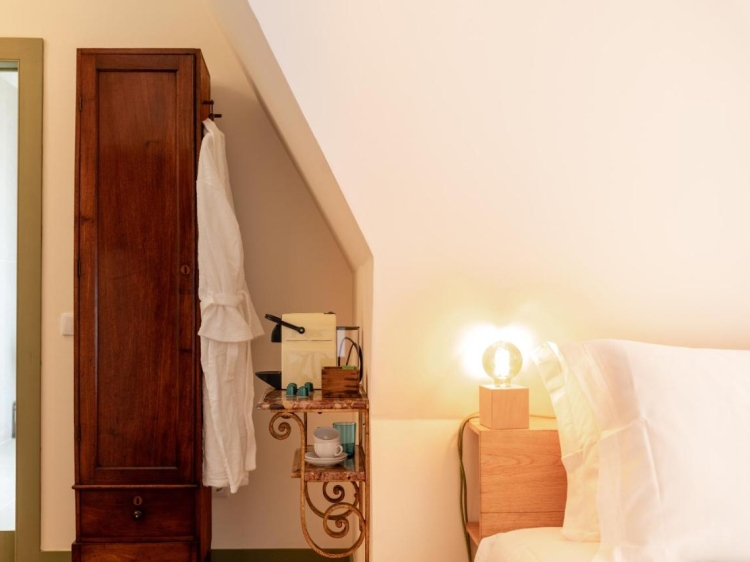 Chalet Ficalho best romantic b&b in the center of Cascais near the beach