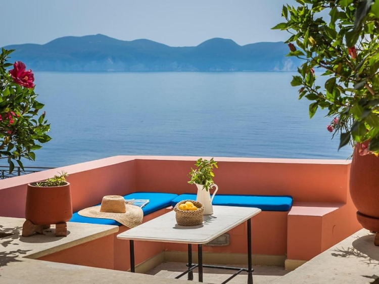 Pool Roi Suites Assos Greece Secretplaces