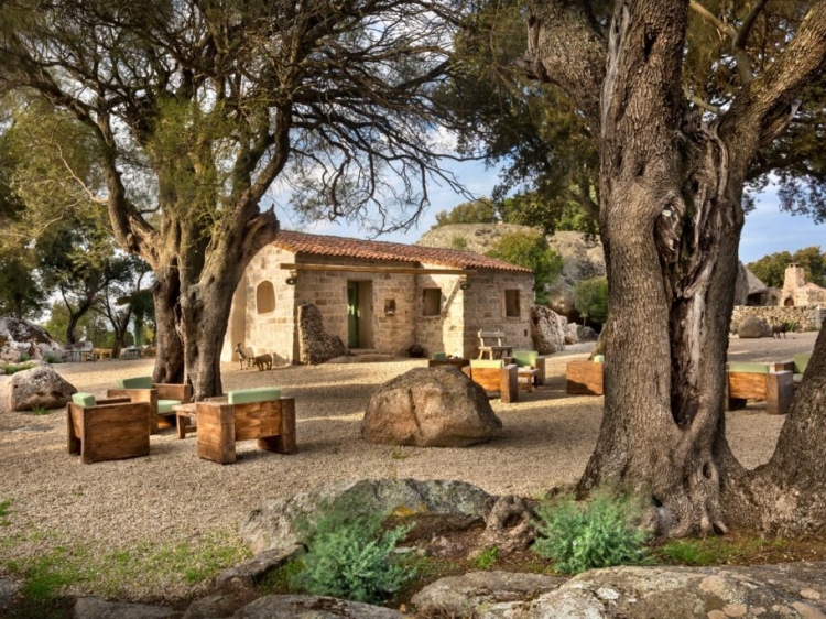 Gallicantu Stazzo Retreat charming and smalll hotel in Luogosanto Sicily