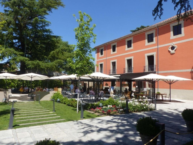 Terrace at Sofraga Palacio Avila