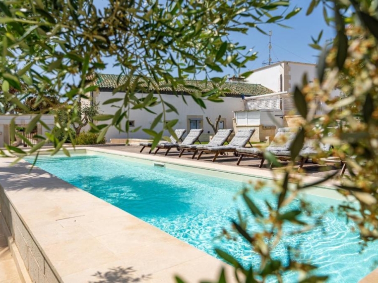 Masseria dei Monaci rural hotel near the sea with swimming pool in Puglia Otranto