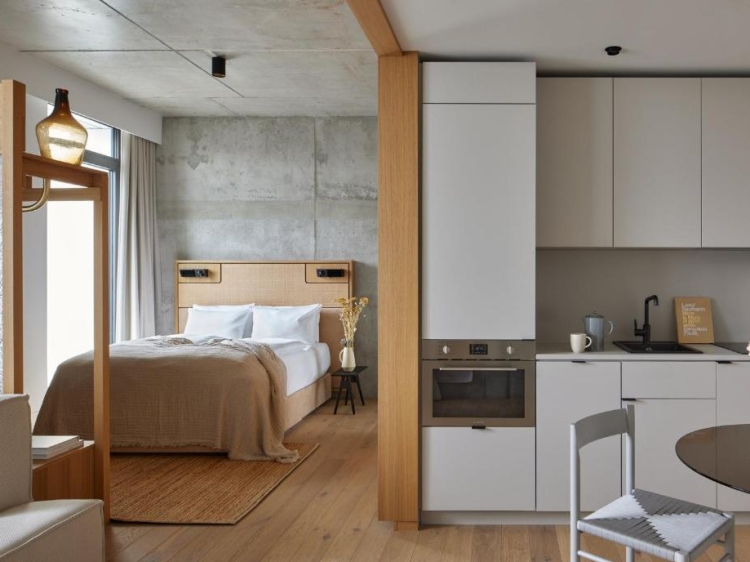 Boutique Hotel Locke at East Side Gallery in Berlin