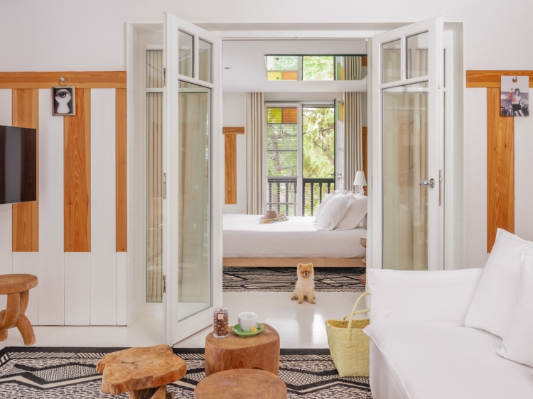 Luxury hotel in Pyla-sur-Mer, France. Ha(a)ïtza charming hotel. Family holidays. Two Michelin star restaurants. Gourmet trip. Luxury getaway. Heated swimming pool and spa and wellness centre. Pet friendly hotel. 