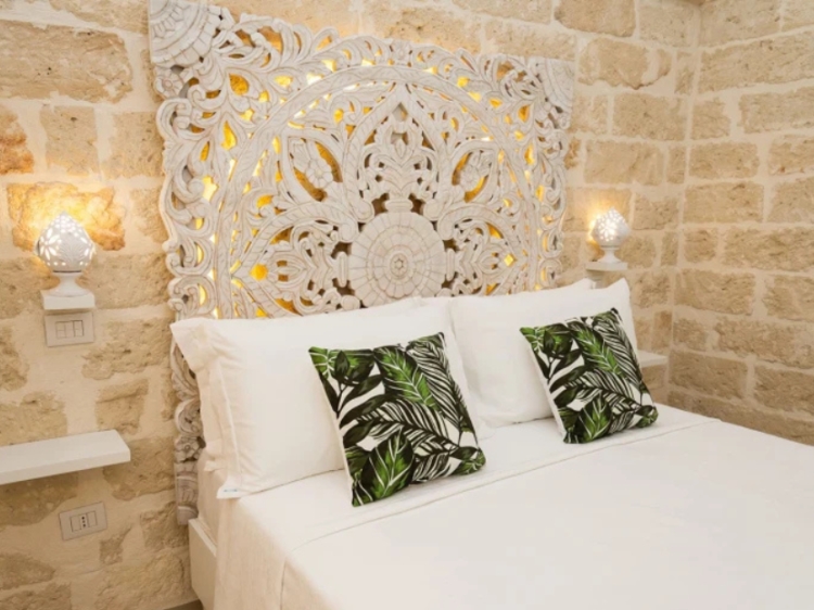 CSA - Corte Sant'Angelo - Suite Monopoli Bari. Charming hotel in Bari. Room with kitchenette. The best hotels in the centre of Monopoli. Holidays in Bari. Charming holiday flats. 