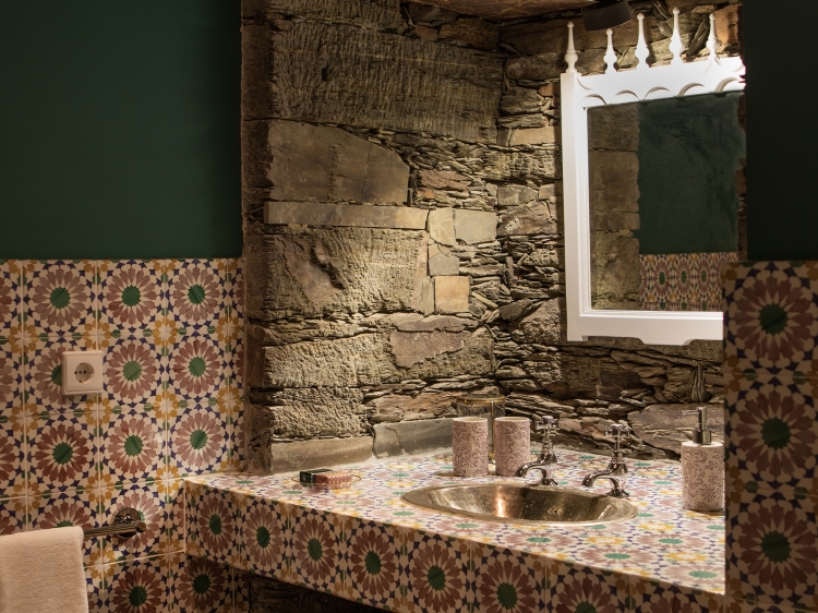 Bathroom Suite Urze
