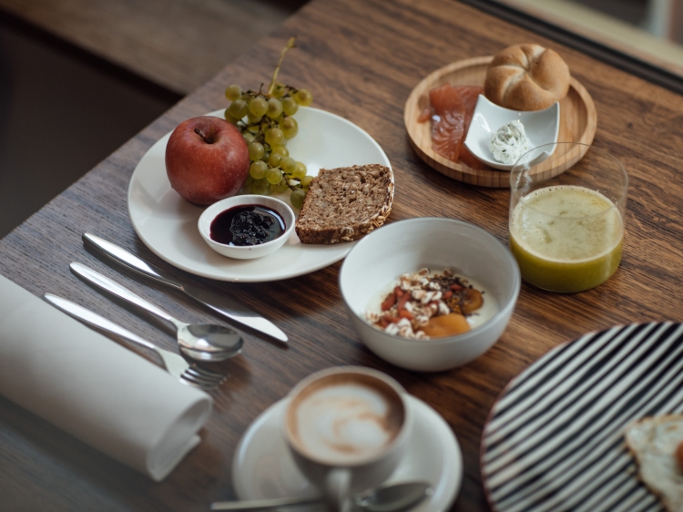 slow breakfast 
