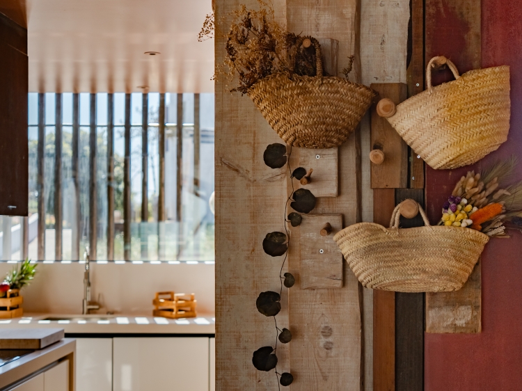 Charming Pink House Santa Cruz Secretplaces in Portugal 