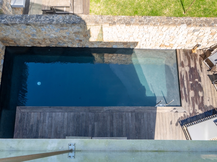 Charming Pink House Santa Cruz Secretplaces in Portugal 