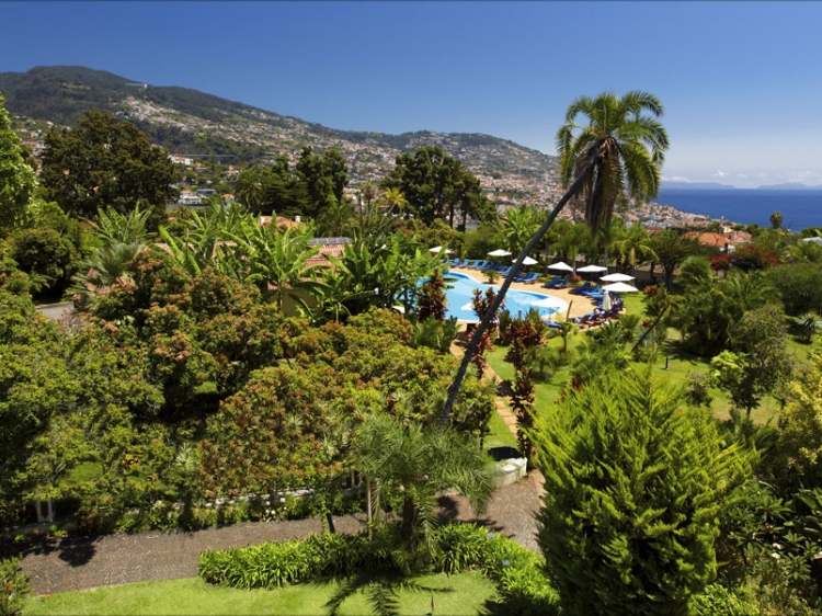 Hotel Quinta Jardins do Lago Fuchal Madeira hotel