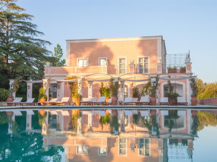 Relais Villa San Martino luxury hotel in Puglia