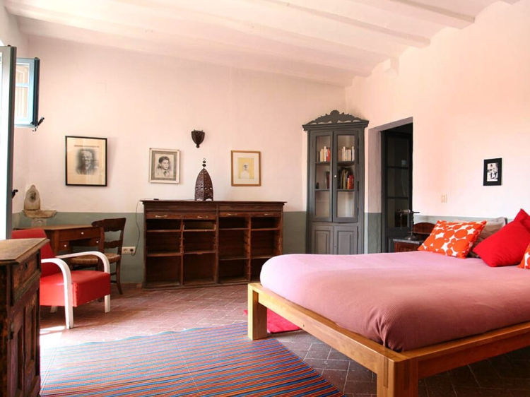Casa Migdia Cataluña Costa Brava Spain house to rent charming B&B