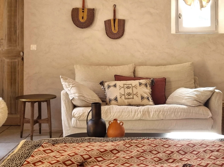 L'Aube Safran está ubicado en Le Barroux b&b boutique
