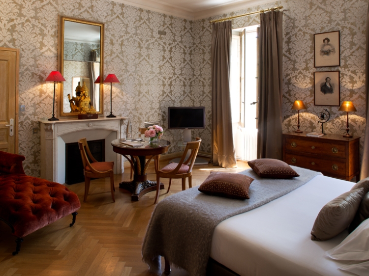 Bedroom Château des Alpilles Best Hotel France Secretplaces