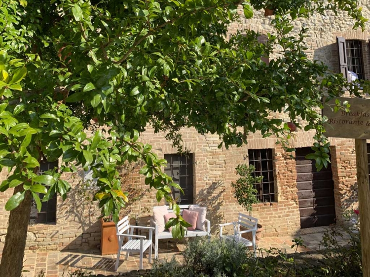 Antico Borgo di Tabiano Castello boutique hotel tuscany 