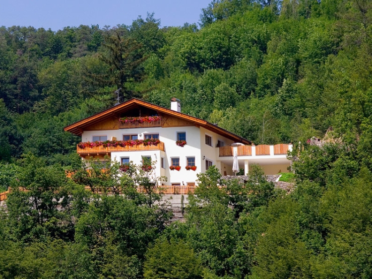 Prackfolerhof South-Tirol Italy Alto Adige Traditional Mountain Cozy Apartment