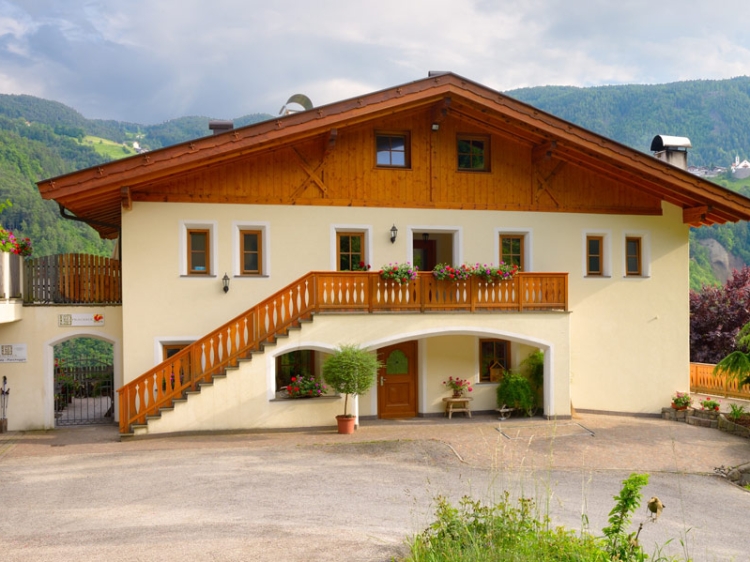 Prackfolerhof South-Tirol Italy Alto Adige Traditional Mountain Cozy Apartment