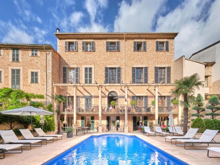 L'Avenida Hotel in soller best boutique luxury lodging in Mallorca