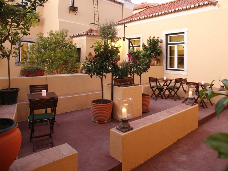 Palacio de Ramalhete Hotel Lisbon boutique romantic charming small