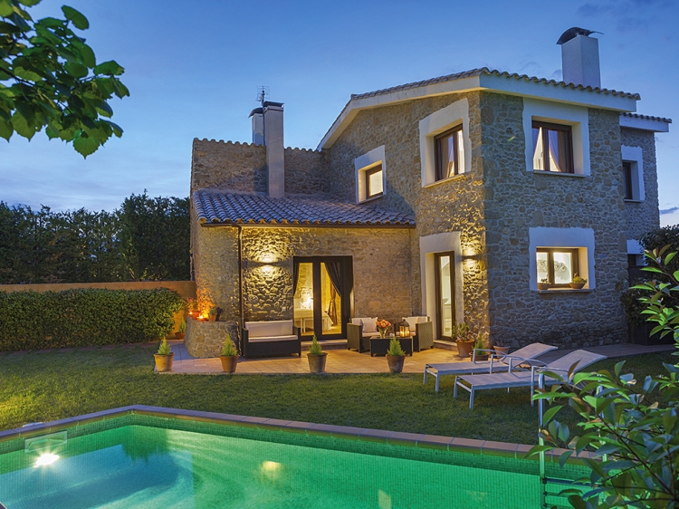 El Raco de Madremanya girona hotel