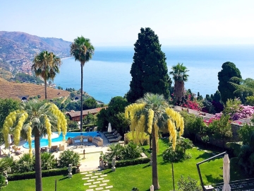 The Ashbee Hotel - Luxury Hotel in Taormina, Sicily