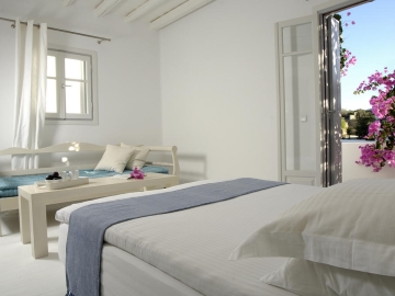 Kapetan Tasos Suites - Holiday Apartments in Pollonia, Cyclades