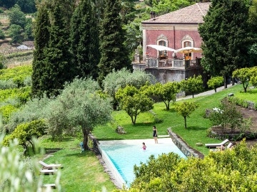 Monaci delle Terre Nere - Hotel & Self-Catering in Zafferana Etnea, Sicily