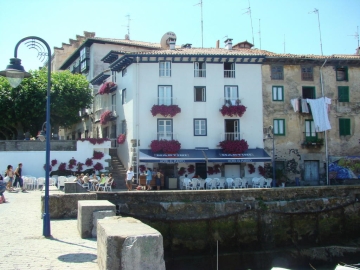 Hotel El Puerto - Hotel in Mundaka, Basque Country