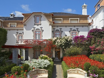 Pergola House - Bed and Breakfast in Cascais, Lisbon Region